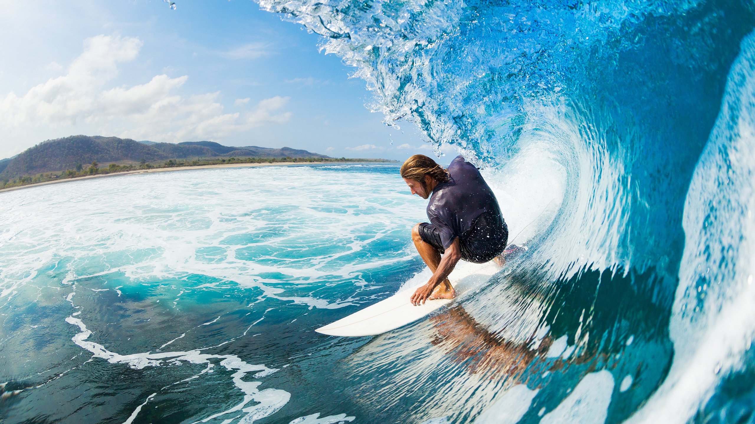 中国男篮攻防配合更加默契，聊聊中国男篮